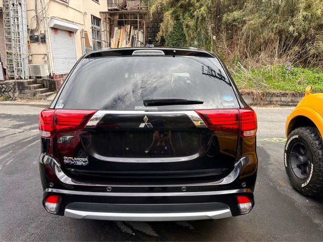 Mitsubishi OUTLANDER PHEV 2017-11 3509-9
