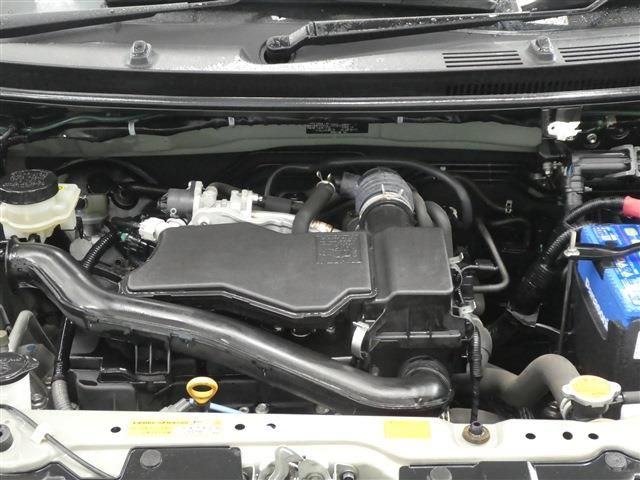 Toyota PASSO 2017-04 15713-17