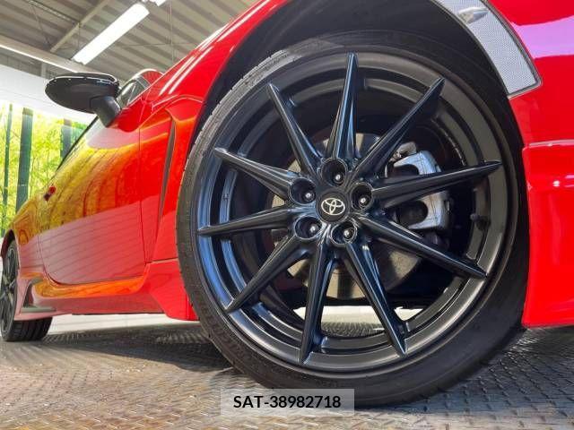 Toyota 86 2022-04 228949-13