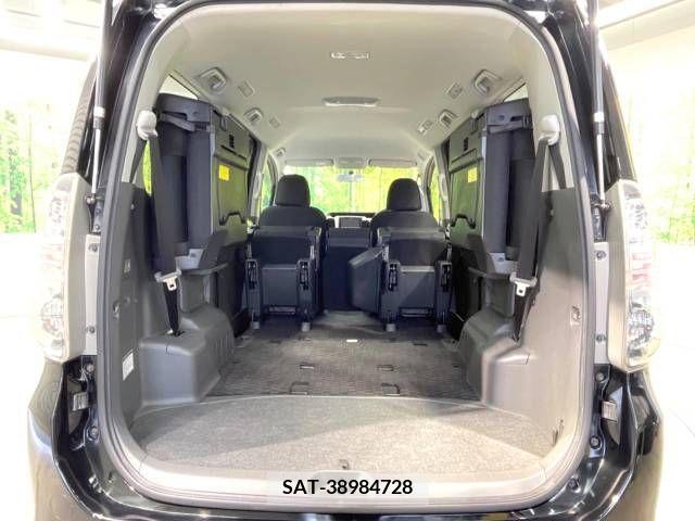 Toyota VOXY 2008-11 254569-11