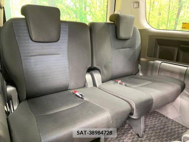 Toyota VOXY 2008-11 254569-10