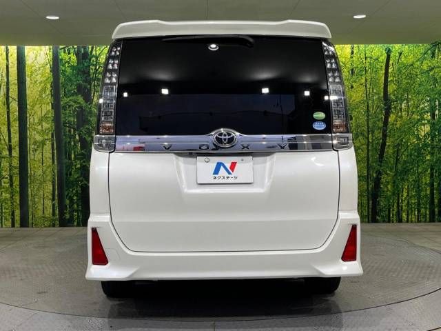Toyota VOXY 2017-02 17934-16