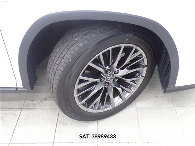 Lexus RX 2021-10 363025-27