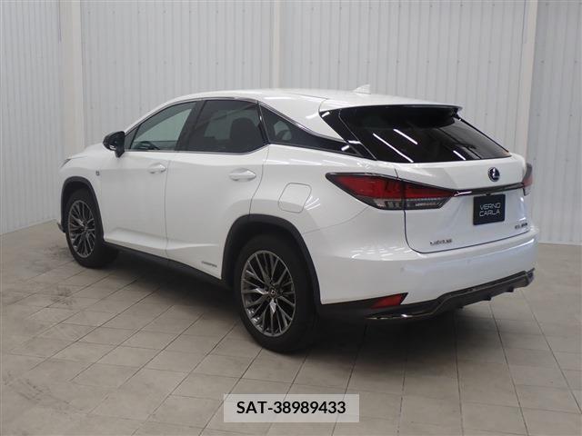 Lexus RX 2021-10 363025-6