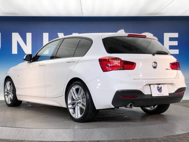 Bmw 1 SERIES 2017-10 28064-18