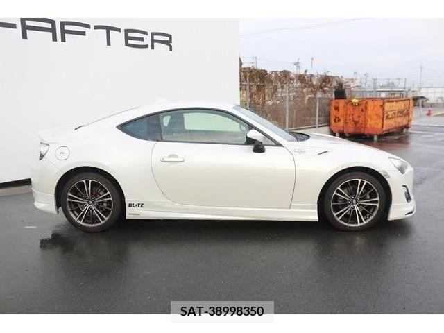 Toyota 86 2013-12 208732-6