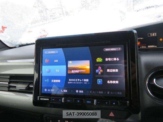 Honda N BOX 2023-10 240812-24