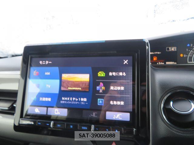 Honda N BOX 2023-10 240812-22