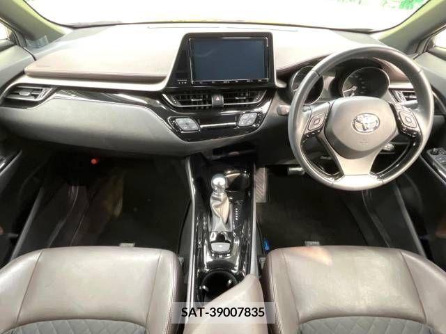 Toyota C-HR 2018-09 294916-1
