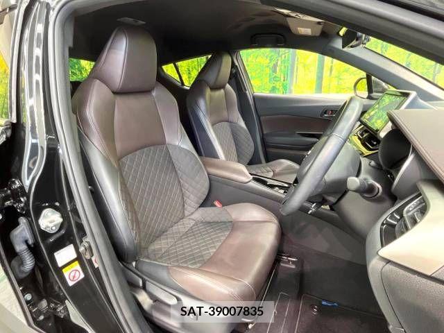 Toyota C-HR 2018-09 294916-8