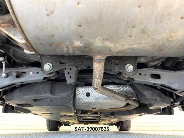 Toyota C-HR 2018-09 294916-18
