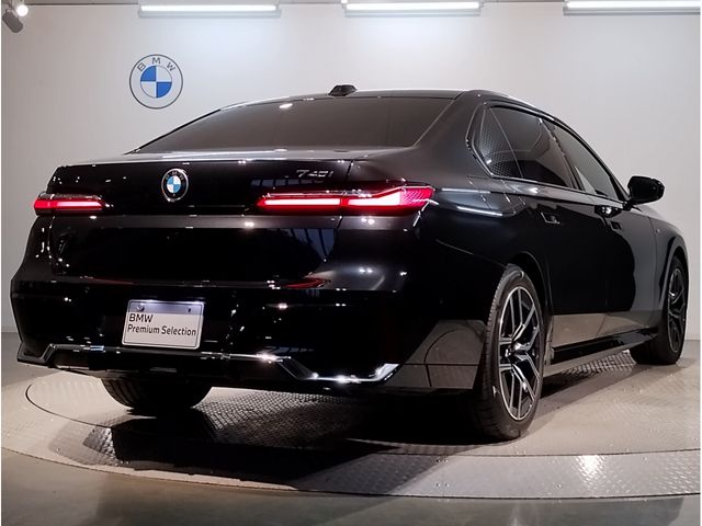 Bmw 7 SERIES 2023-06 21770-4