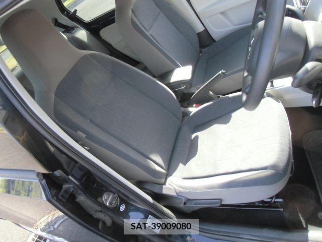VolksWagen UP! 2013-03 200133-23