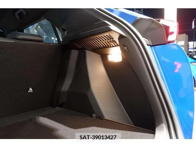 Peugeot 2008 2022-09 317401-19