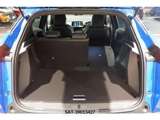 Peugeot 2008 2022-09 317401-16