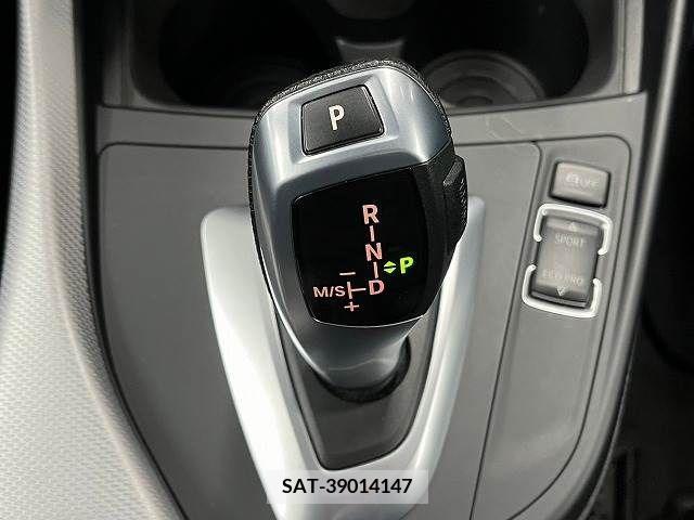 Bmw 1 SERIES 2017-04 214300-11