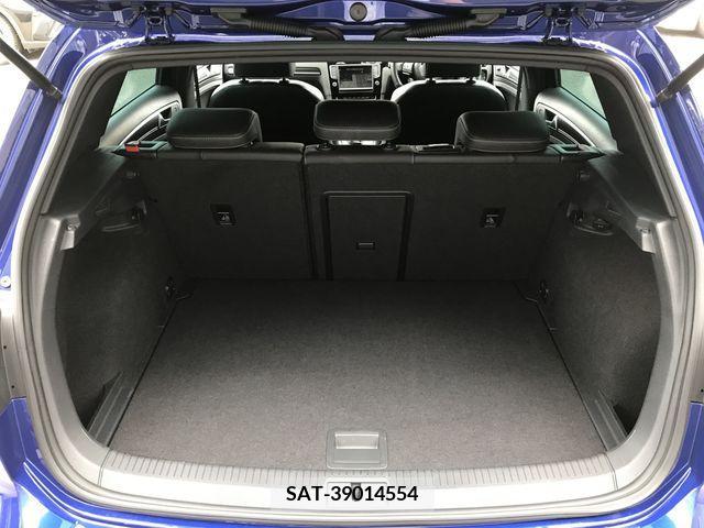 VolksWagen GOLF R 2016-06 320268-17