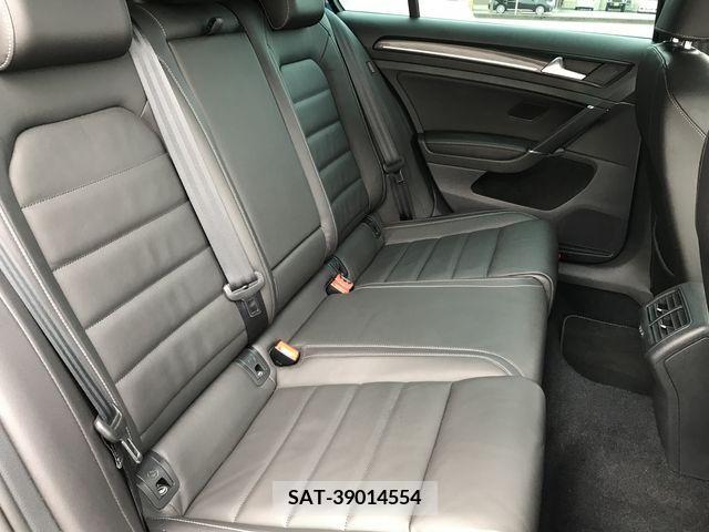 VolksWagen GOLF R 2016-06 320268-13
