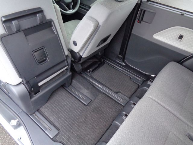Daihatsu TANTO 2019-12 324-13