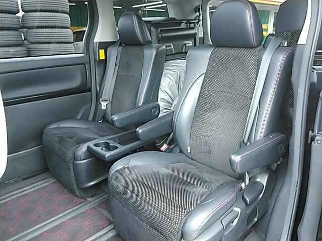 Toyota VELLFIRE 2014-02 183199-11