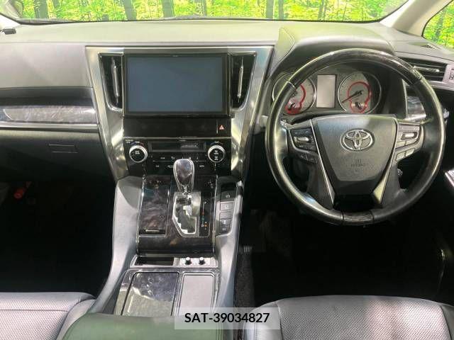 Toyota ALPHARD 2018-01 242490-1