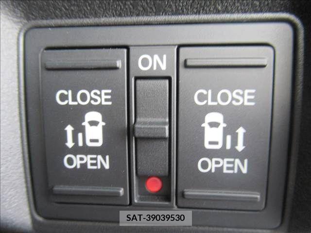 Honda N BOX CUSTOM 2023-10 307522-10