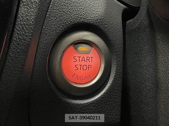Nissan JUKE 2016-05 320508-6