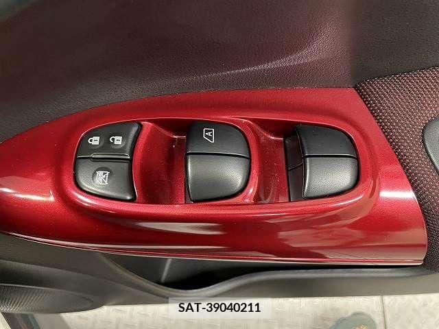 Nissan JUKE 2016-05 320508-14