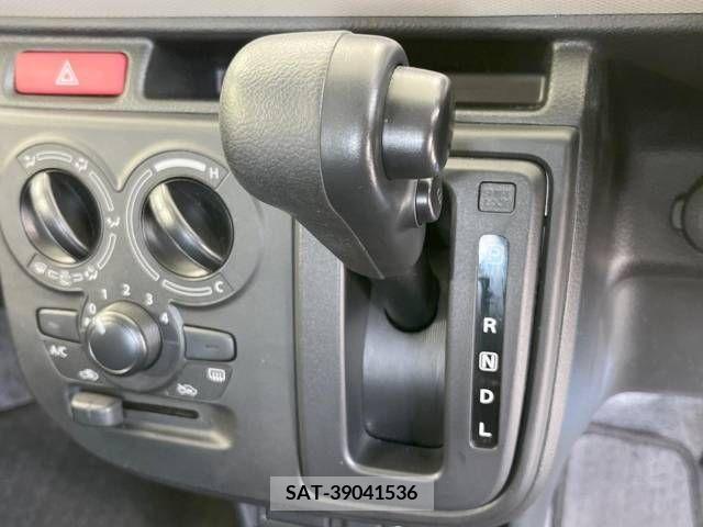 Suzuki ALTO 2019-05 305154-7