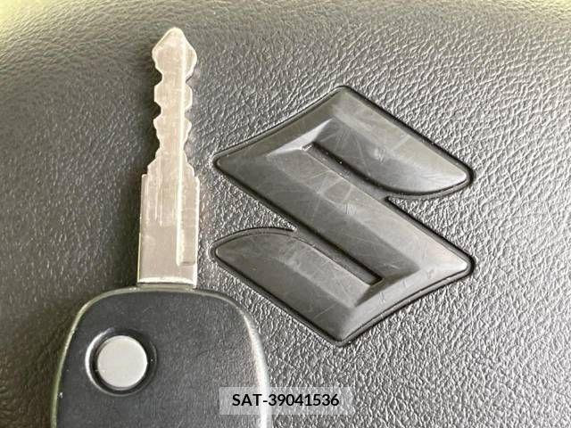 Suzuki ALTO 2019-05 305154-3