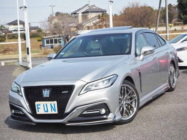 Toyota CROWN SEDAN 2018-10 1018-0