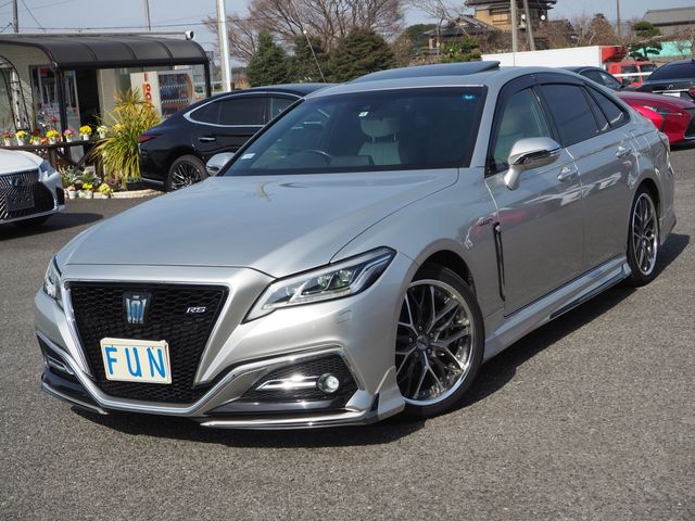Toyota CROWN SEDAN 2018-10 1018-3