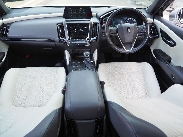 Toyota CROWN SEDAN 2018-10 1018-15