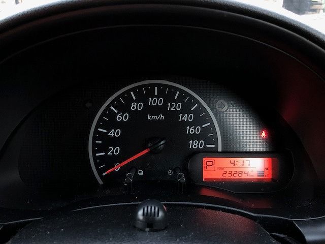 Nissan MARCH 2019-04 187482-7