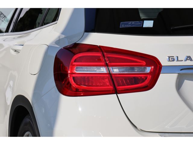 Mercedes Benz GLA-CLASS 2015-12 14865-6