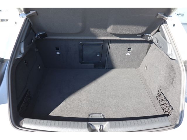 Mercedes Benz GLA-CLASS 2015-12 14865-19