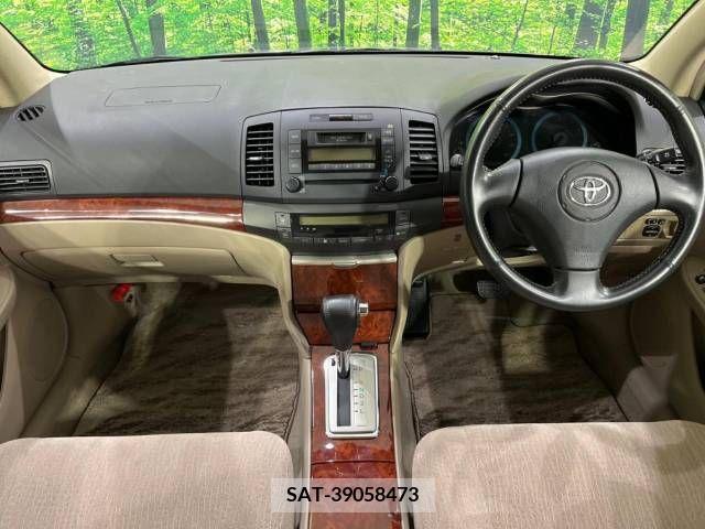 Toyota PREMIO 2002-04 341849-1