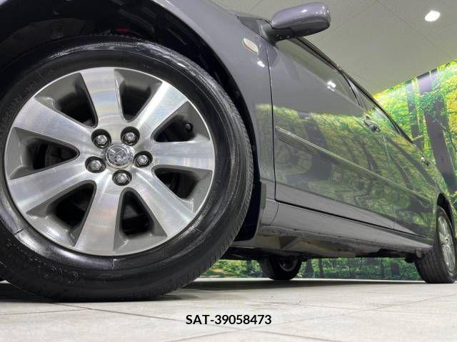 Toyota PREMIO 2002-04 341849-13