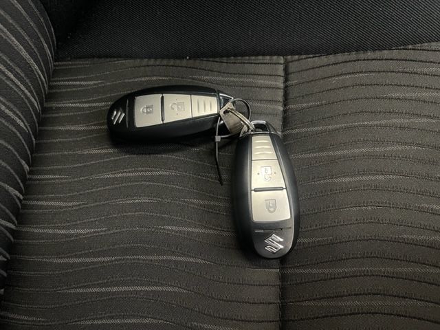 Suzuki SWIFT 2013-02 4411-23