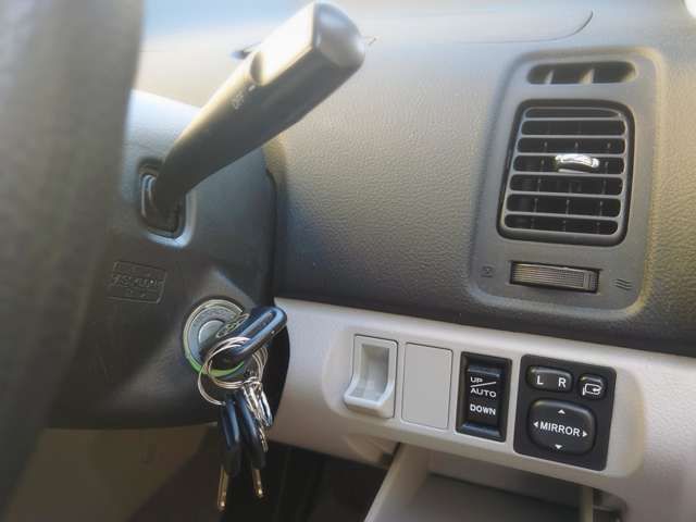Toyota OPA 2002-03 184704-5