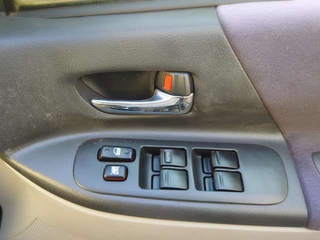 Toyota OPA 2002-03 184704-11