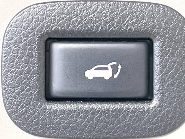 Nissan X-TRAIL 2017-09 9714-2