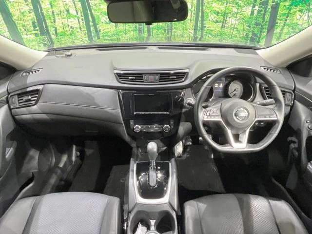 Nissan X-TRAIL 2017-09 9714-1
