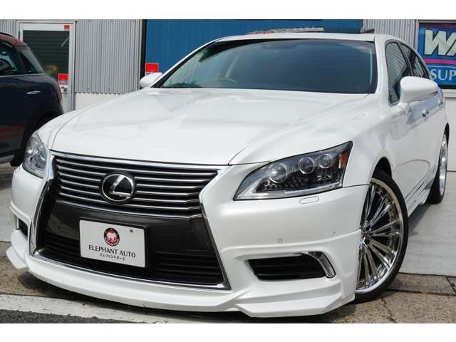 Lexus LS 2012-11 5436-7