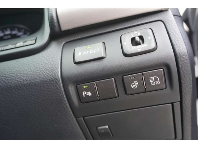 Lexus LS 2012-11 5436-15