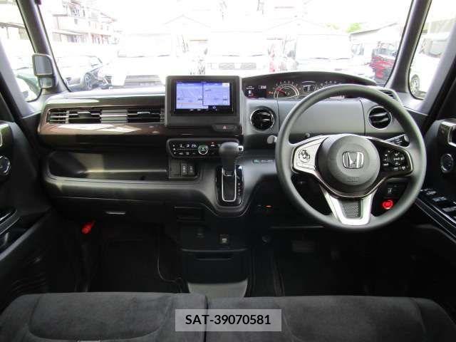 Honda N BOX CUSTOM 2020-02 307097-11