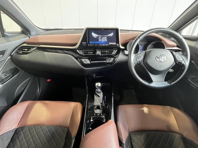 Toyota C-HR 2019-07 195580-5