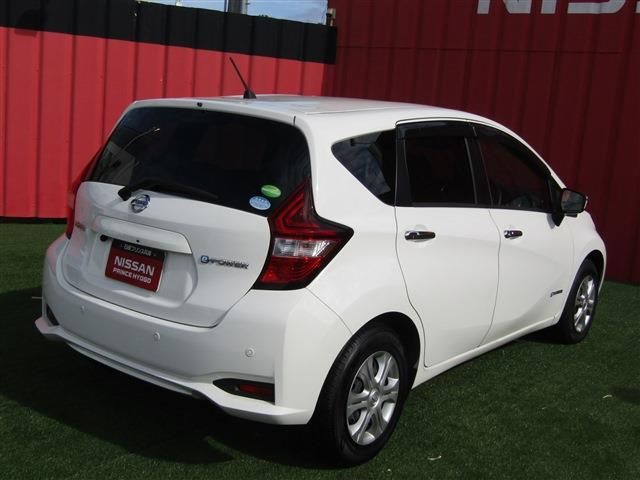 Nissan NOTE 2018-10 196229-22