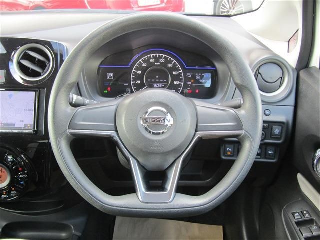 Nissan NOTE 2018-10 196229-10