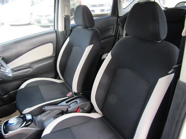 Nissan NOTE 2018-10 196229-25